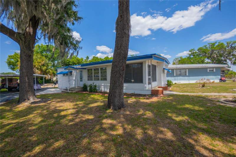 2 bedroom Mobile Home at 3896 Picciola Road #554, Griffwood Co-Op, Fruitland Park — photo 2