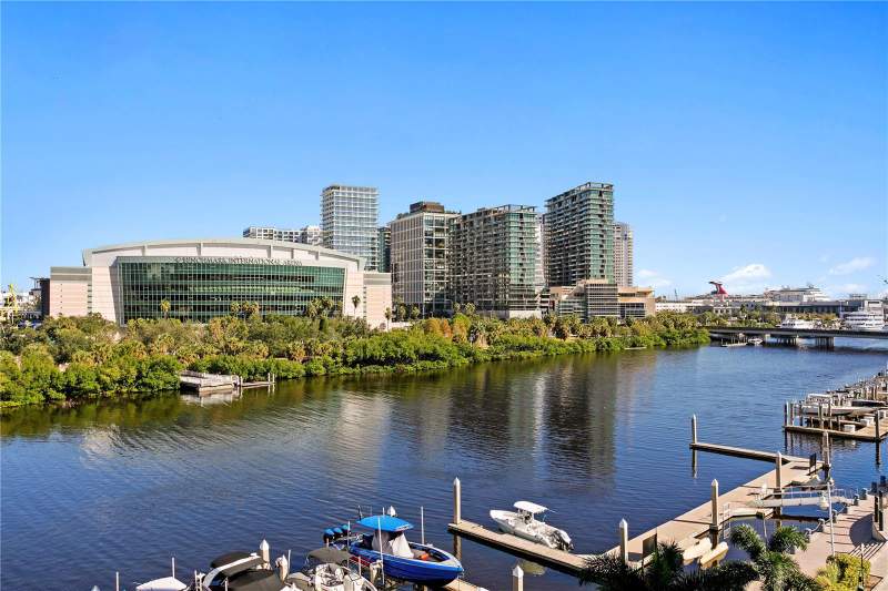 2 bedroom Condominium at 371 Channelside Walk Way #403, The Grandview A Condominium, Tampa — photo 4