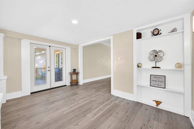 5 bedroom Single Family Residence at 211 S Maple Avenue, Sanford Town Of, Sanford — photo 5