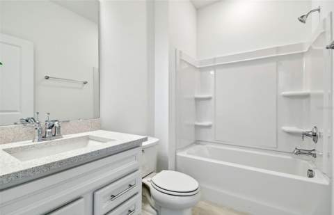 5241 Wolf Creek Drive, Apollo Beach FL - photo 12 of 33