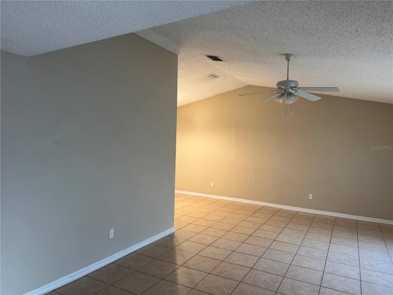 3 bedroom Single Family Residence at 2537 Arborwood Drive, Buckhorn Unit 2, Valrico — photo 3