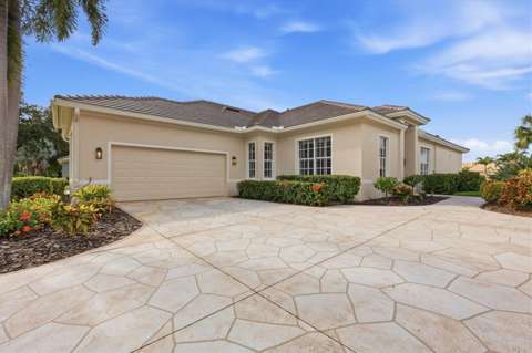 2755 Myakka Creek Court, gated community for sale in Port Charlotte