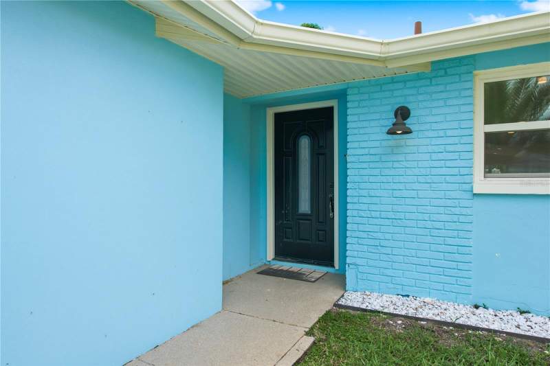 3 bedroom Single Family Residence at 4930 Pompano Drive, Flor A Mar Sec 15B, New Port Richey — photo 2