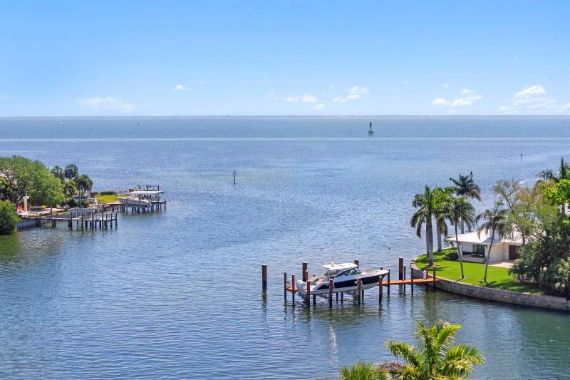 Water Club Snell IsleCondos for Sale in St Petersburg, FL
