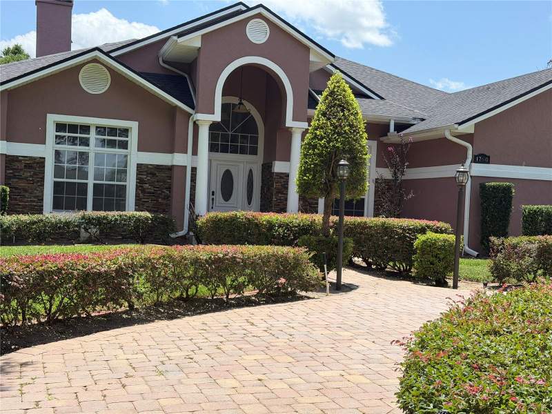 4 bedroom Single Family Residence at 1760 Lake Terrace Dr, Crooked Lake Terrace, Eustis — photo 2