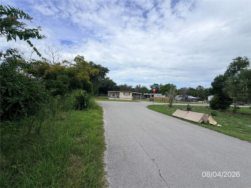3 bedroom Manufactured Home at 12024 Lakeview Drive, Lake Eustis Village Park, Leesburg — photo 4