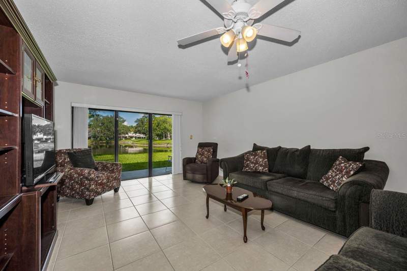 2 bedroom Condominium at 3505 Tarpon Woods Boulevard #O-403, Condo IV Tarpon Woods, Palm Harbor — photo 4