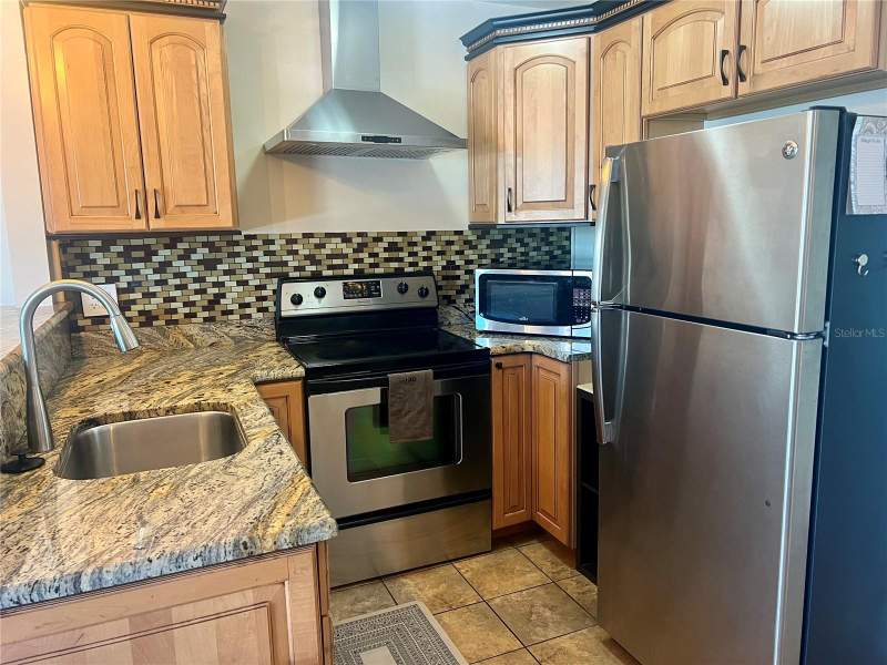 1 bedroom Villa at 24862 US Highway 19 #1804, Hill Crest Villas, Clearwater — photo 4