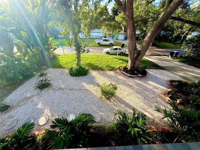 5 bedroom Single Family Residence at 1557 Robinson Drive, Jungle Country Club 4th Add, St Petersburg — photo 4