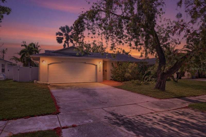 3 bedroom Single Family Residence at 5810 Venetian Boulevard, Shore Acres Denver St Rep Bayou Grande Sec, St Petersburg — photo 2