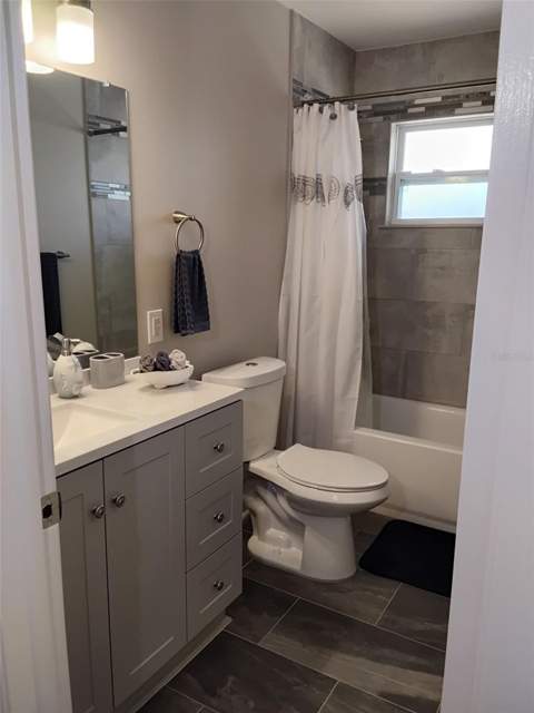 702 Cypress Place, Sun City Center FL - photo 18 of 45