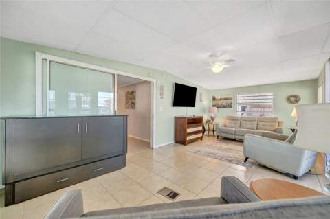 110 E Saint Lucia Loop, Apollo Beach FL - photo 23 of 39