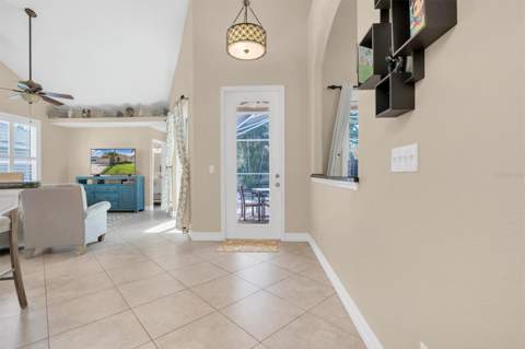 906 Landmark Circle, Tierra Verde FL - photo 18 of 47