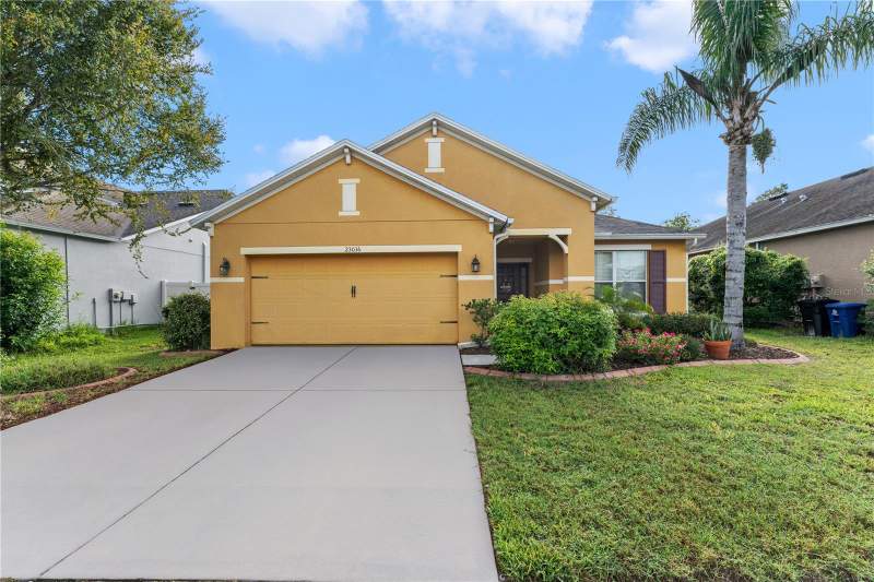 4 bedroom Single Family Residence at 23036 Wood Violet Court, Dupree Lakes Ph 3B, Land O Lakes — photo 2