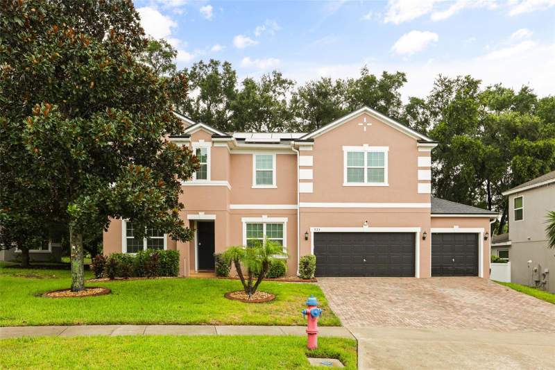 925 COUNTS CREST CIRCLE home for sale in Lake Todd Estates
