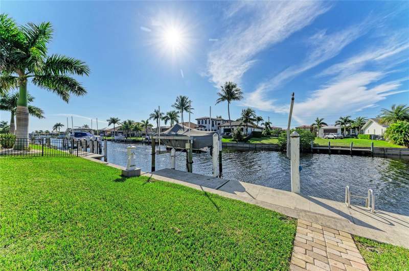 3 bedroom Single Family Residence at 2839 Coral Way, Punta Gorda Isles Sec 2, Punta Gorda — photo 5