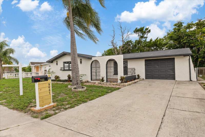 3 bedroom Single Family Residence at 9401 Glen Moor Lane, Embassy Hills, Port Richey — photo 5
