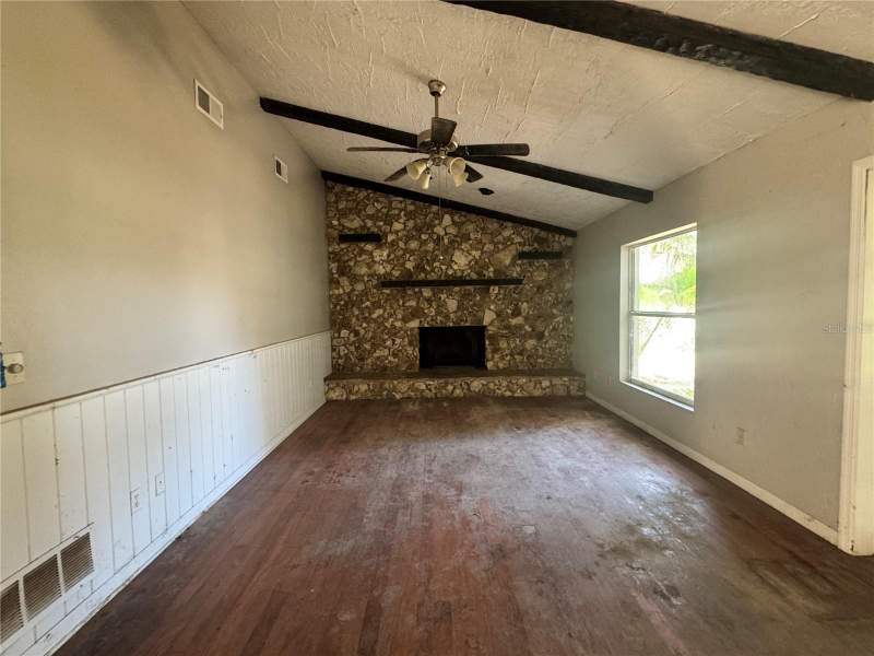 3 bedroom Single Family Residence at 477 Woodstock Drive, Woods Port Orange Unit 01, Port Orange — photo 4
