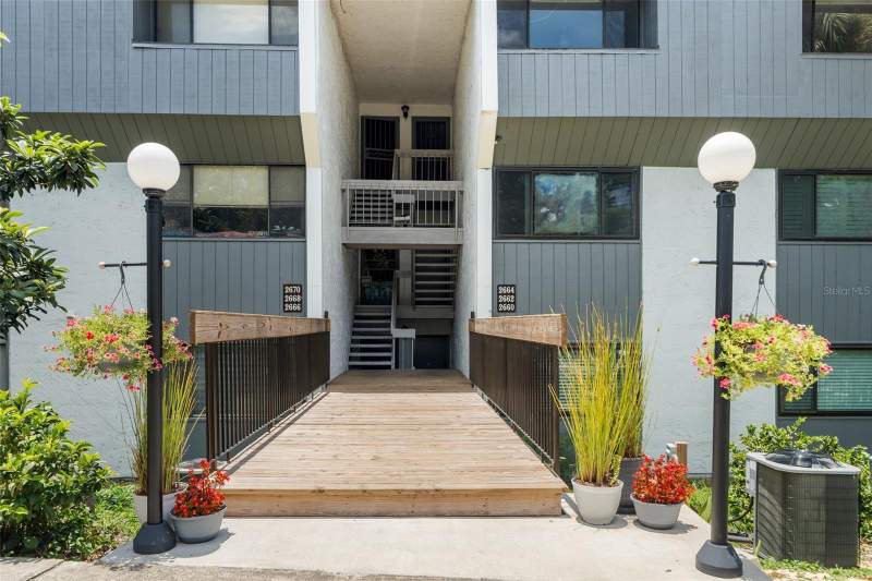 2 bedroom Condominium at 2660 SW 14th Drive, Bivens Lake Estate S, Gainesville — photo 3