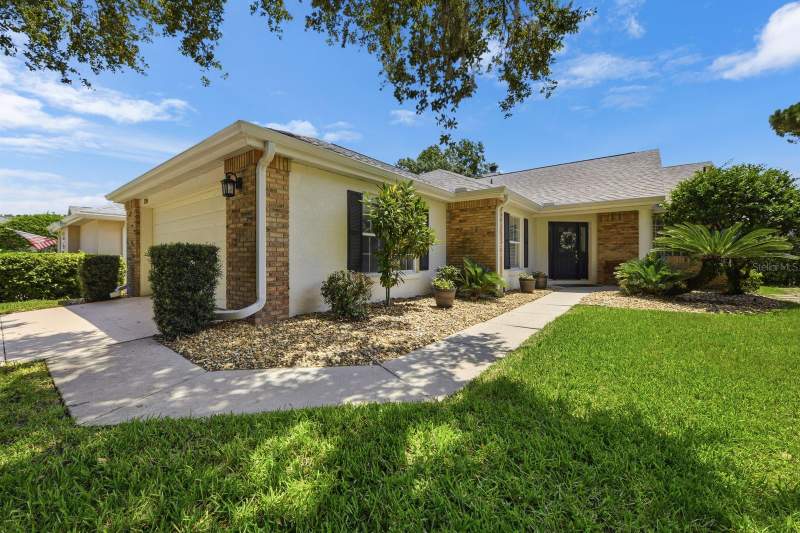 2 bedroom Single Family Residence at 1750 STAFFORD SPRINGS BOULEVARD, MOUNT DORA COUNTRY CLUB, MOUNT DORA — photo 1