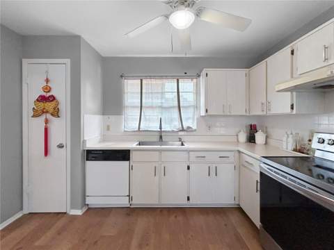 3228 Running Bear Way, Kissimmee FL - photo 9 of 26