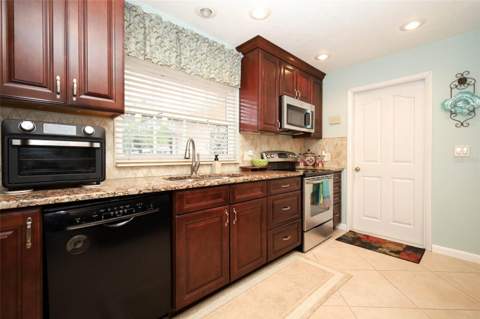 106 Poplar Place, Longwood FL - photo 16 of 58