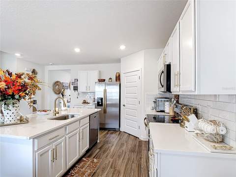 4004 Malawi Trail, St Cloud FL - photo 12 of 65
