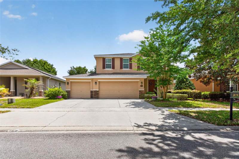 4 bedroom Single Family Residence at 213 Victoria Trails Boulevard, Victoria Park Increment 04 North, Deland — photo 2