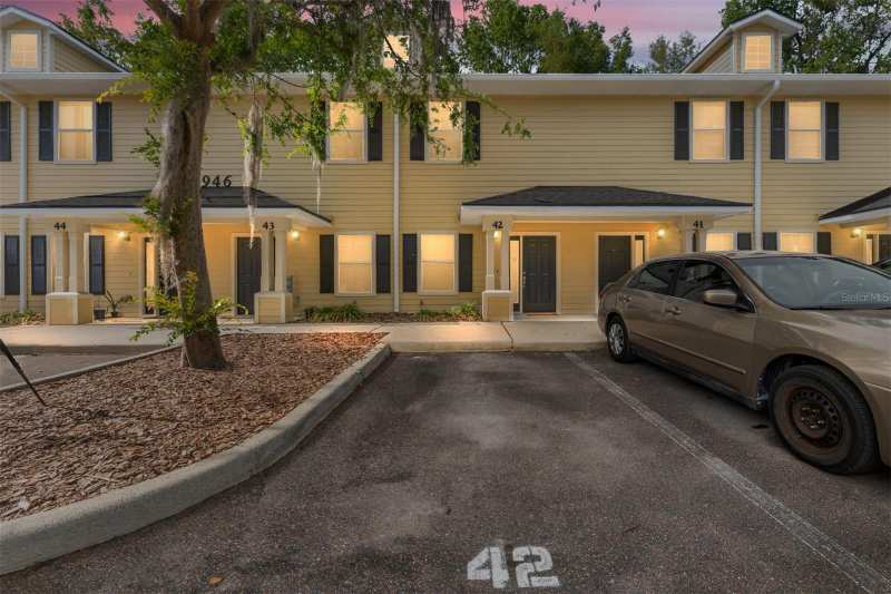 2 bedroom Condominium at 2946 SW 35th Place #42, Chase Hollow Llc Ph 3, Gainesville — photo 1