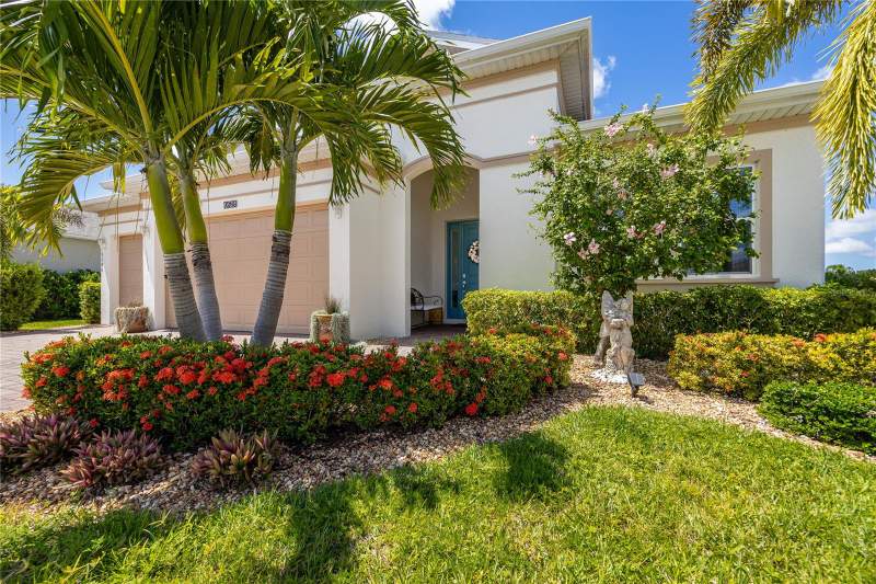 3 bedroom Single Family Residence at 3286 Baravaldo Circle, Entrada C1-C13 R-1 L1-L10 01 02, Cape Coral — photo 5