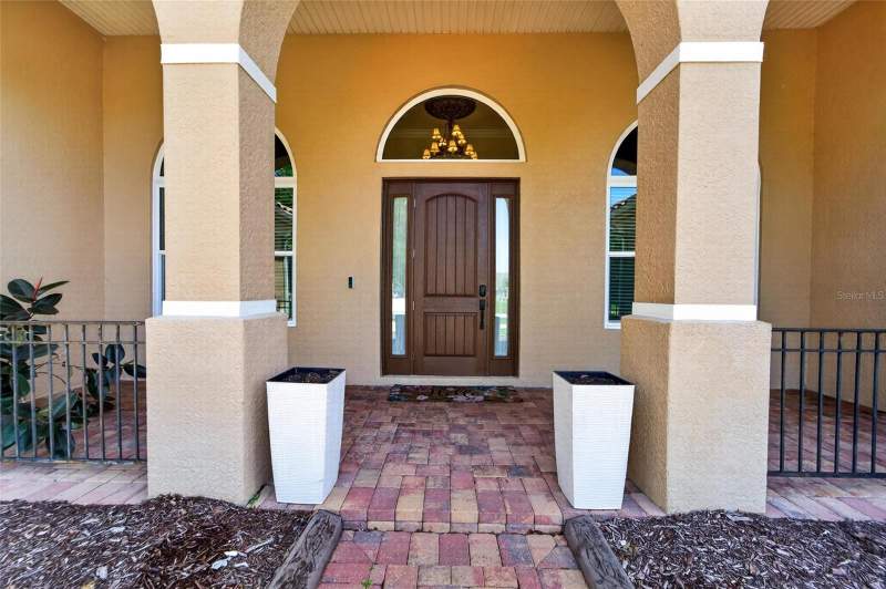 5 bedroom Single Family Residence at 5207 LAKE VENICE DRIVE, RIVERRANCH PRESERVE, WIMAUMA — photo 4