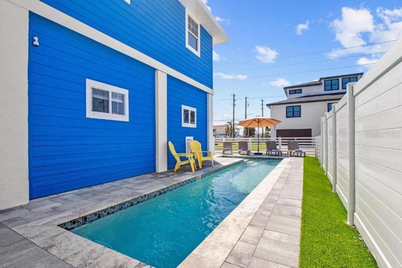 3 bedroom Single Family Residence at 14500 N Bayshore Drive, Madeira Shores Sub, Madeira Beach — photo 4