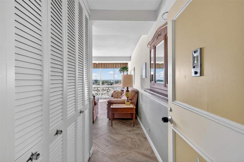 2 bedroom Condominium at 31 Island Way #408, Horizon House Co-Op, Clearwater Beach — photo 5