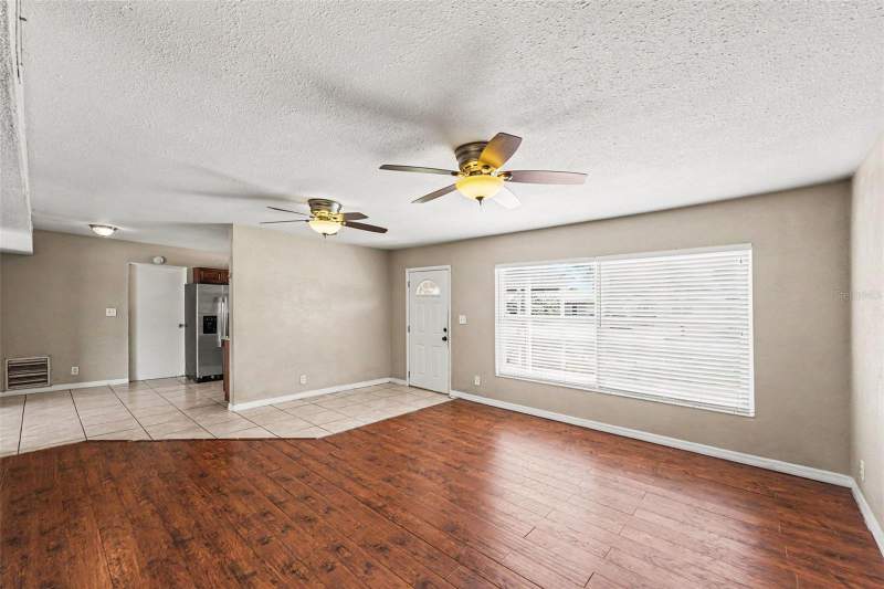 3 bedroom Single Family Residence at 11428 75th Avenue, Ridgewood Groves, Seminole — photo 5
