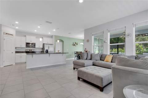 1621 Park Side Avenue, Kissimmee FL - photo 8 of 35