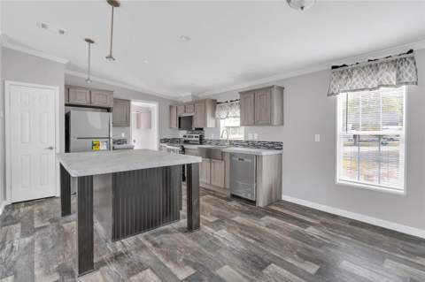 3264 Stephens Boulevard, Spring Hill FL - photo 9 of 35