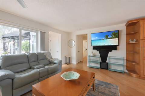 4223 Royal Palm Drive, Bradenton FL - photo 14 of 53