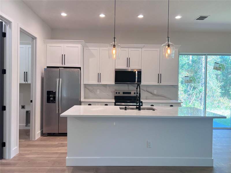 4 bedroom Single Family Residence at 45 Sanctuary Avenue, St Johns River Estates Unit 01, Debary — photo 4
