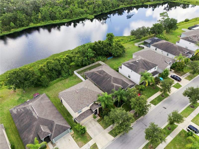 4 bedroom Single Family Residence at 16613 Myrtle Sand Drive, Sunshine Village Ph 1B-2, Wimauma — photo 2