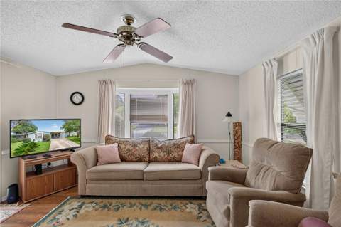 639 NE Cottage Park Lane, Leesburg FL - photo 8 of 43