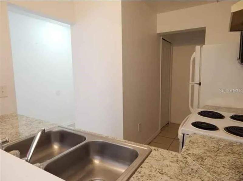 2 bedroom Condominium at 5220 Via Hacienda #212, Alhambra Courts, Orlando — photo 2