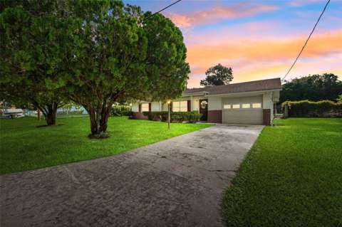 5914 Wilson Drive, pool for sale in Zephyrhills