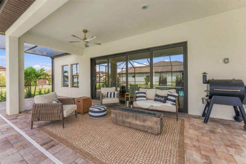 5 bedroom Single Family Residence at 14985 Rider Pass Drive, Hinton Hawkstone Ph 2B1, Lithia — photo 5