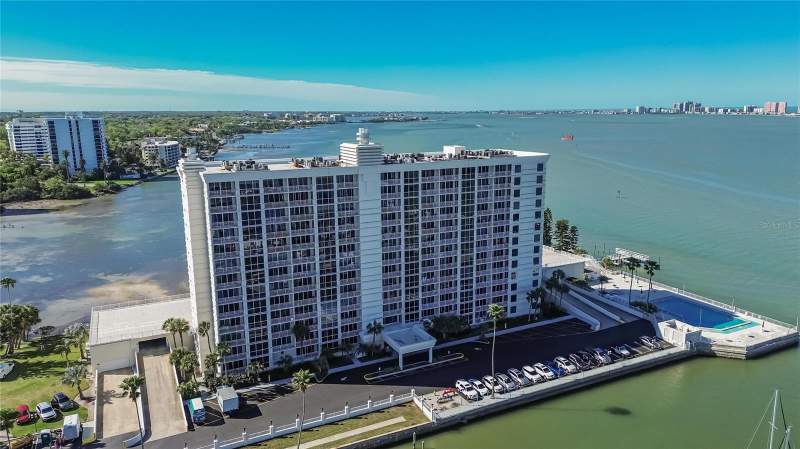 2 bedroom Condominium at 100 Pierce Street #703, Pierce 100 Condo, Clearwater — photo 3
