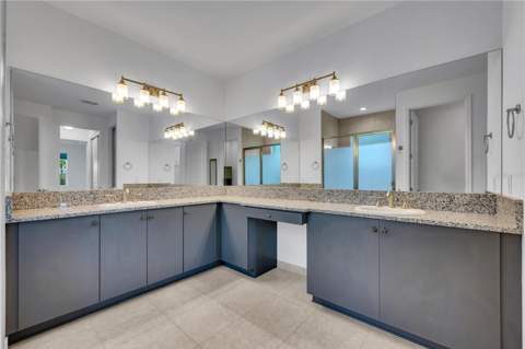 15433 Santa Pola Drive, Wimauma FL - photo 15 of 42