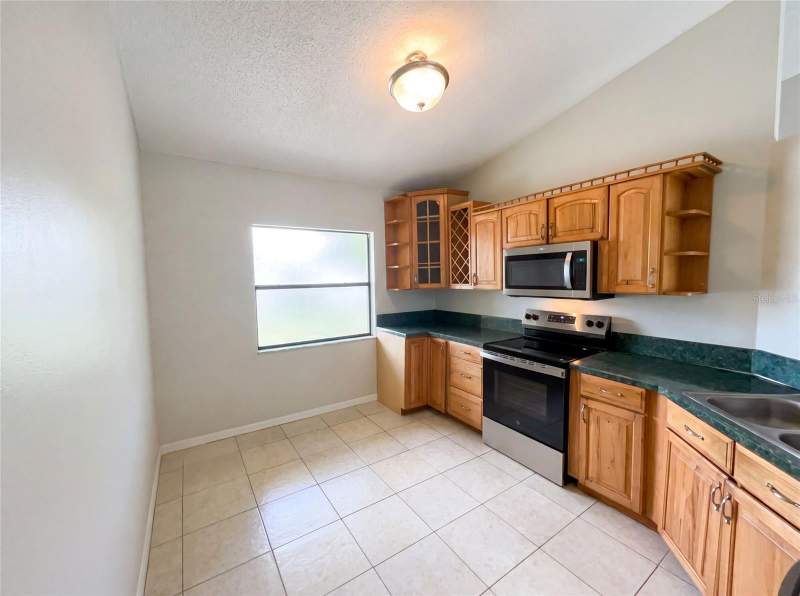 3 bedroom Single Family Residence at 103 Dulverton Way, Poinciana Village 2 Nbhd 1, Kissimmee — photo 2