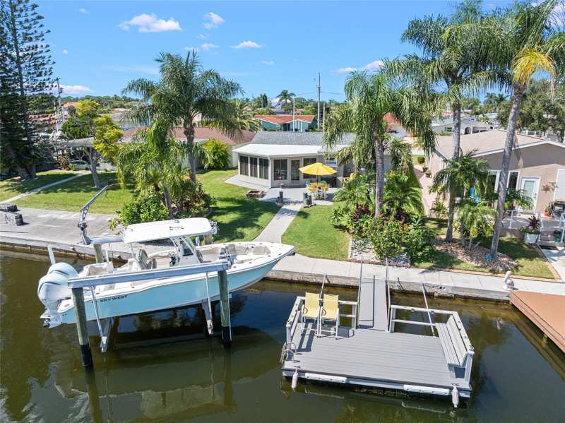 2 bedroom Single Family Residence at 4916 Pompano Drive, Flor A Mar, New Port Richey — photo 1