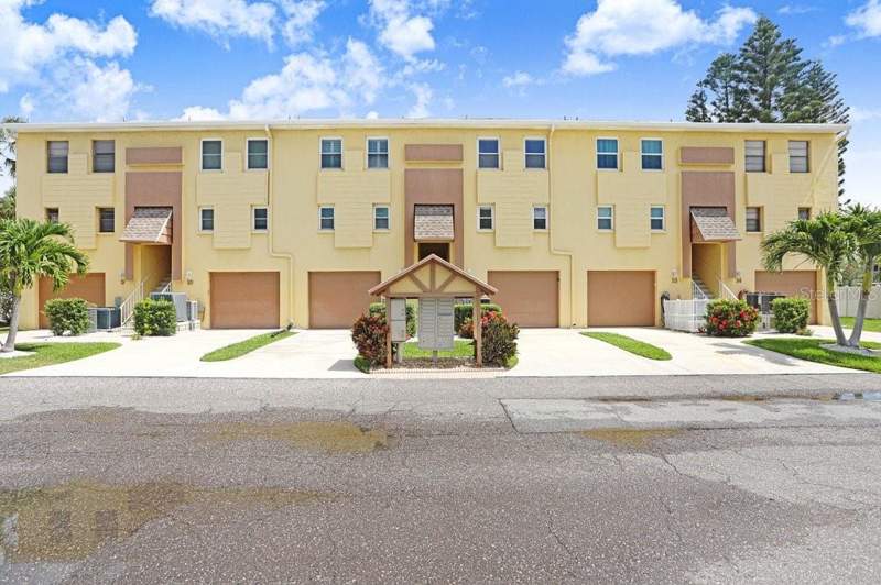 2 bedroom Condominium at 314 Windrush Boulevard #12, Indian Cove Condo, Indian Rocks Beach — photo 2