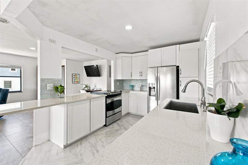 3 bedroom Single Family Residence at 3250 Rose Arbor Drive, Hernando Beach, Hernando Beach — photo 5