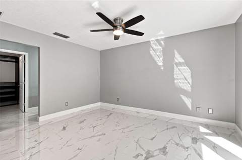 7233 Woodbrook Drive, Tampa FL - photo 22 of 57